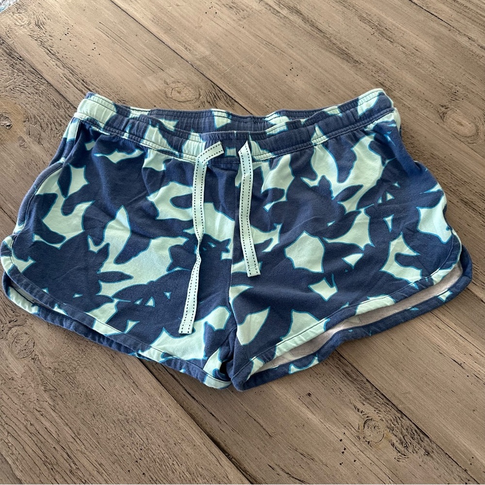 Southern Tide Camouflage Blue and White Athletic Shorts